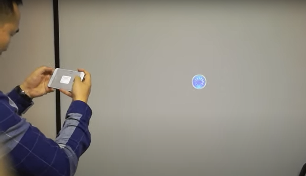 Can we project a phone's screen on a wall without a projector?