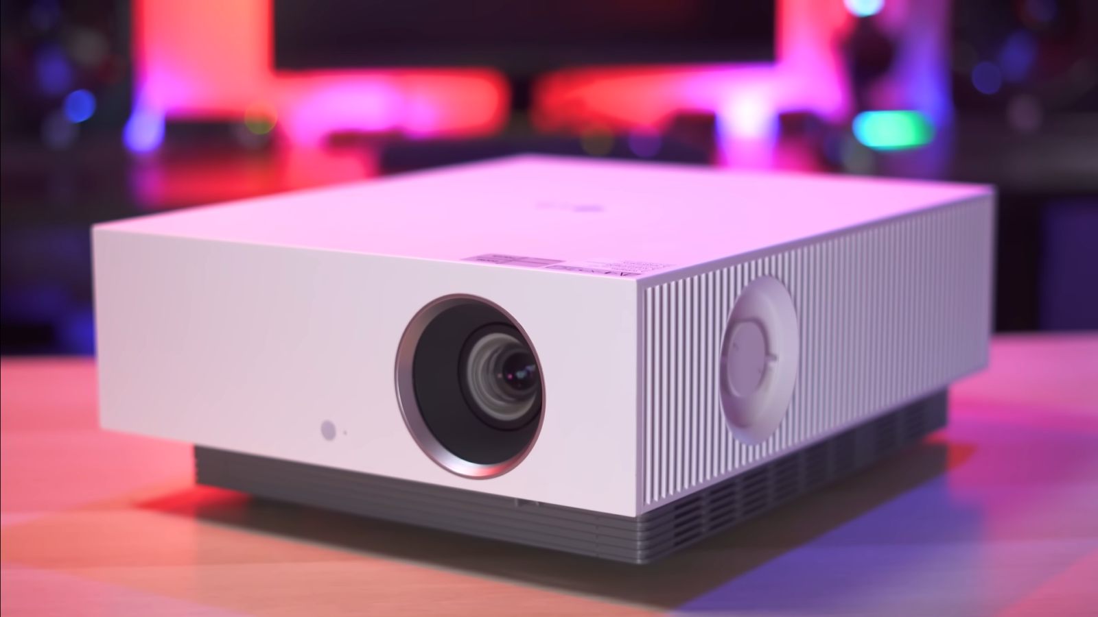 How to Put a Projector Lens Back Together? ProjectorProfy