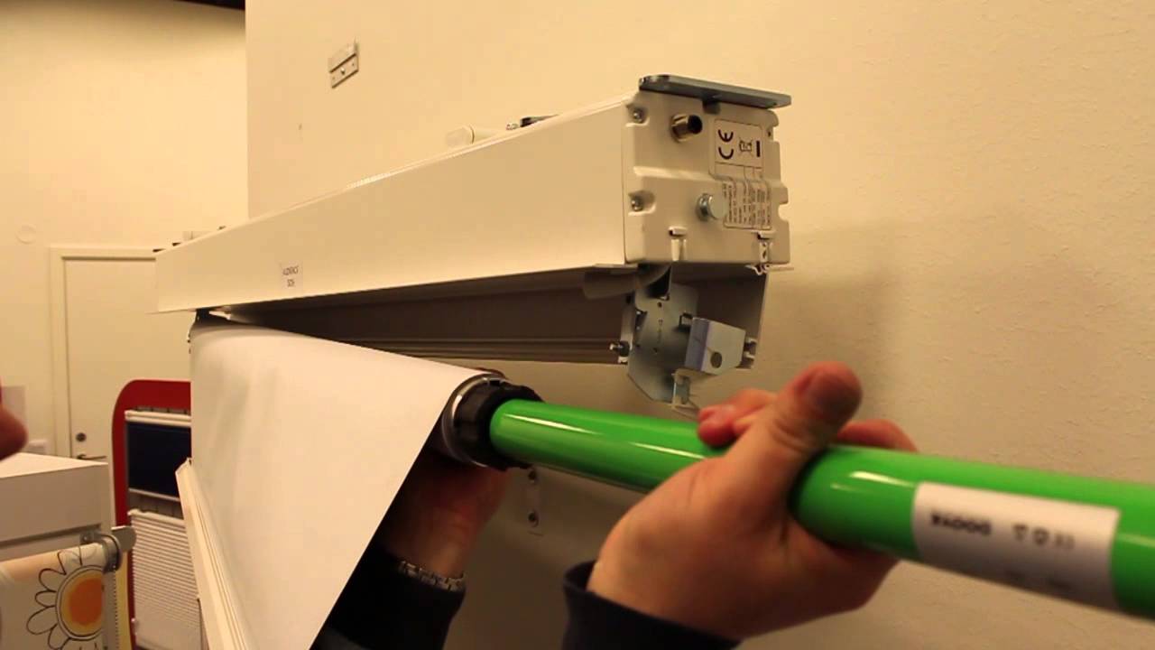 How to Remove the faulty projector screen motor