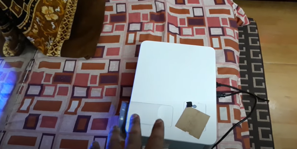 How To Make Projection Screen Bigger at Samantha Mcnutt blog